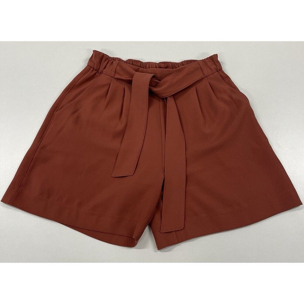 Women's Lululemon Rust Paper bag Dressy Shorts, Size 8